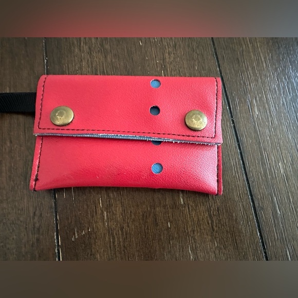 Holly Aieken wristlet - Picture 3 of 8